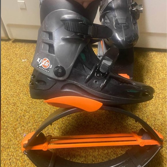 Kangoo Jumps - Picture 1 of 4